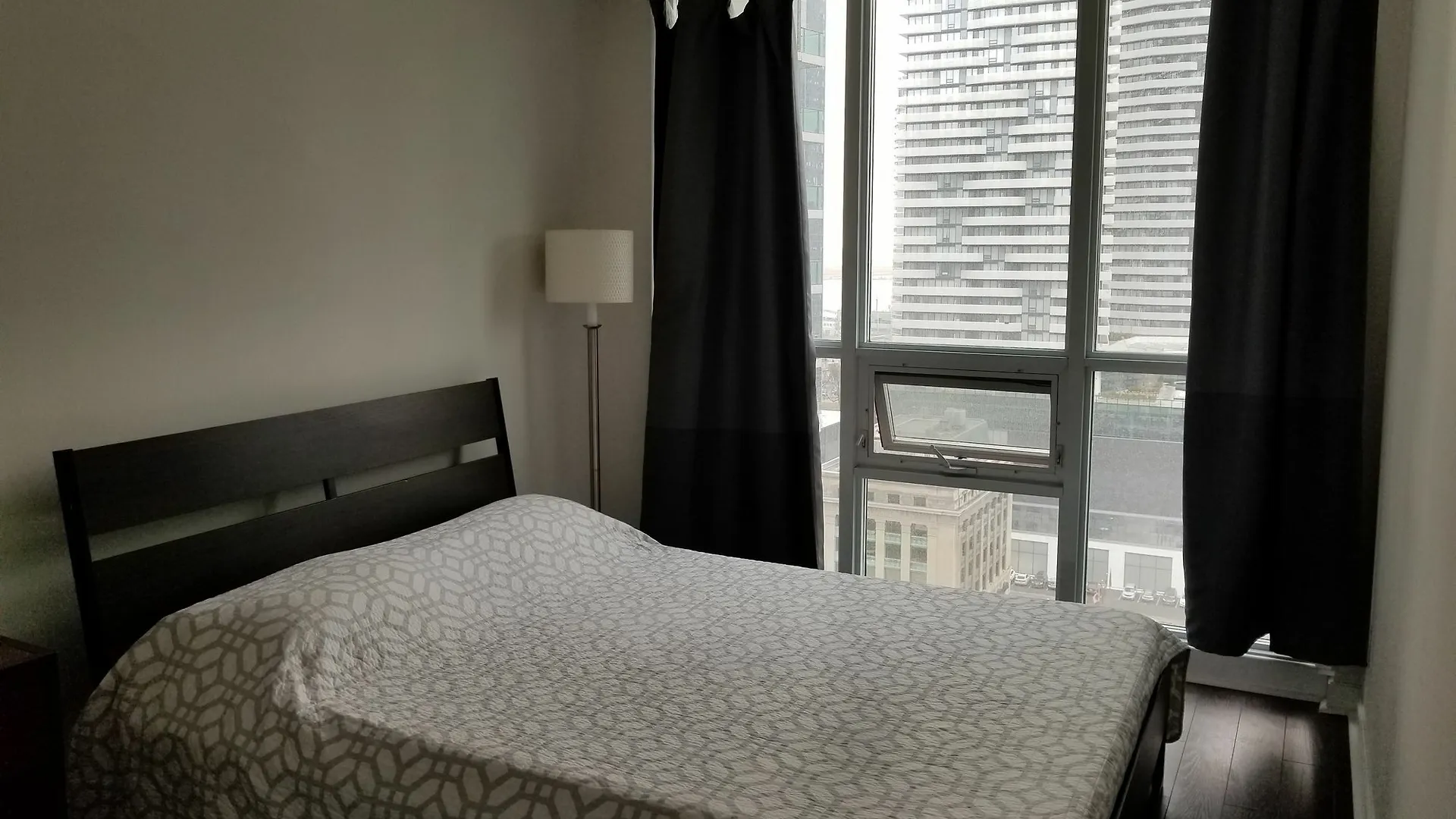 Hotel The Pinnacle Boutique Suites Toronto